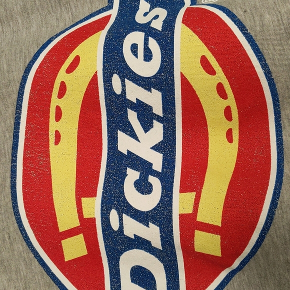 DICKIES Horseshoe Raw Hem Graphic Tee ~ NWT - Picture 3 of 7